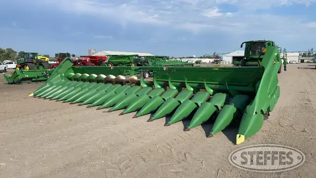 2022 John Deere C18R