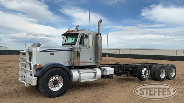 2003 Peterbilt 357