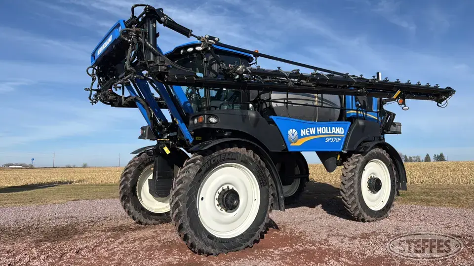 2021 New Holland SP370F Self-Propelled Sprayer