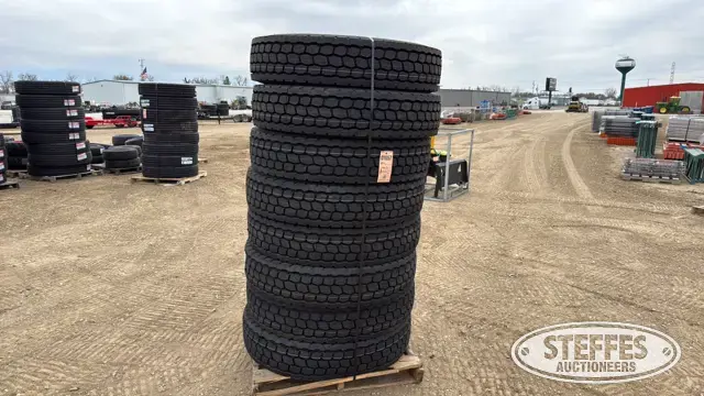 (8) Aosen ALD811 11R24.5 truck tires