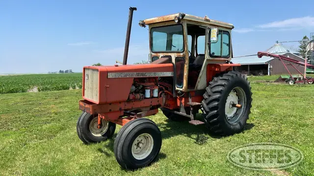 1973 Allis-Chalmers 200