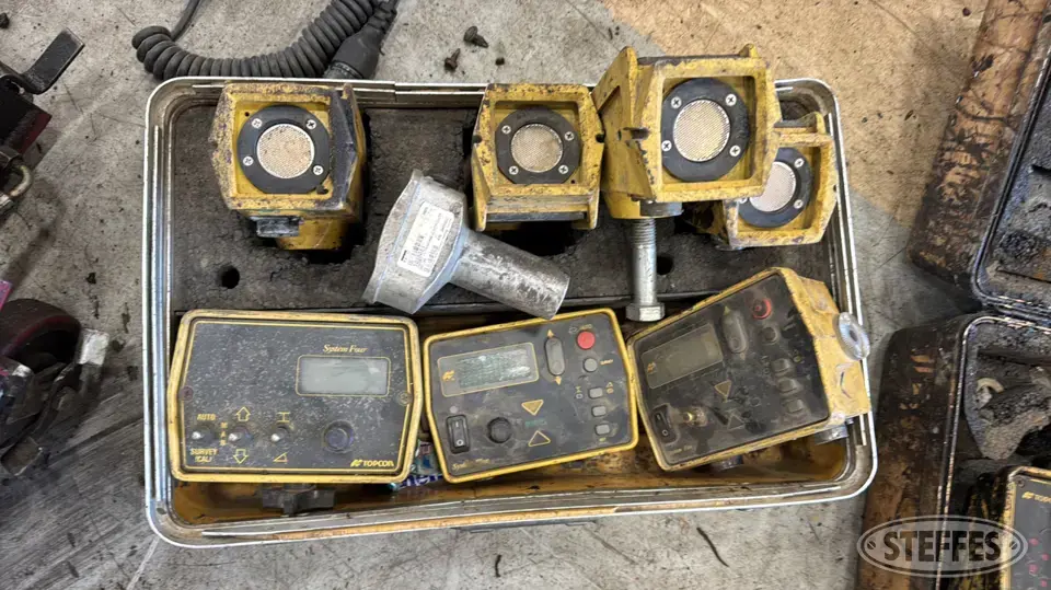 Topcon System Five Sonic Tracker GP