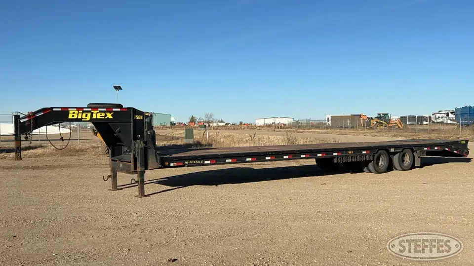 2022 Big Tex 25GN-35BK+5MR Flatbed Trailer