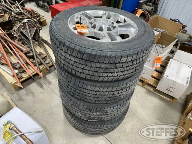 Goodyear Wrangler SR-A