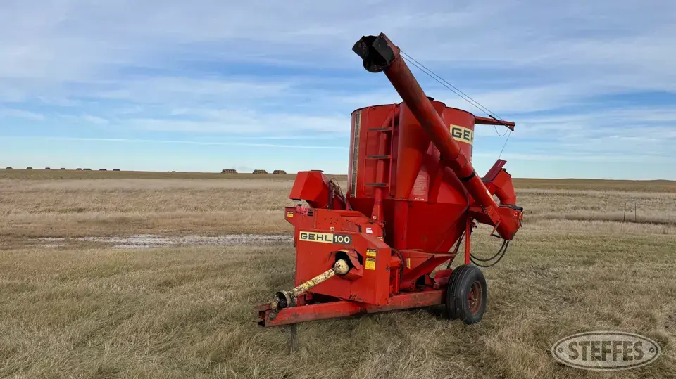 Gehl 100 Mix-All Livestock Equipment-Other