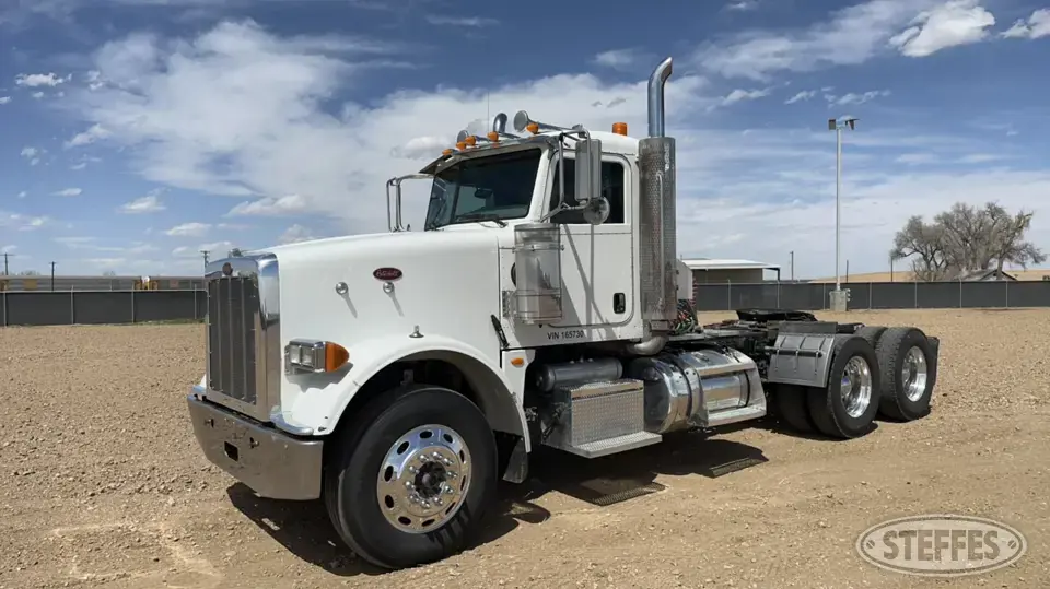 2012 Peterbilt 367 Conventional Truck without Sleeper