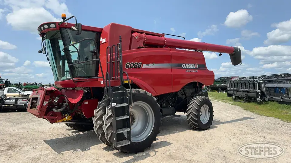 2010 Case IH 6088 Combine