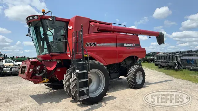 2010 Case IH 6088