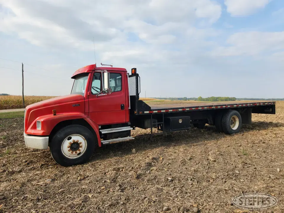 1995 Freightliner FL70 Cab and Chassis Truck