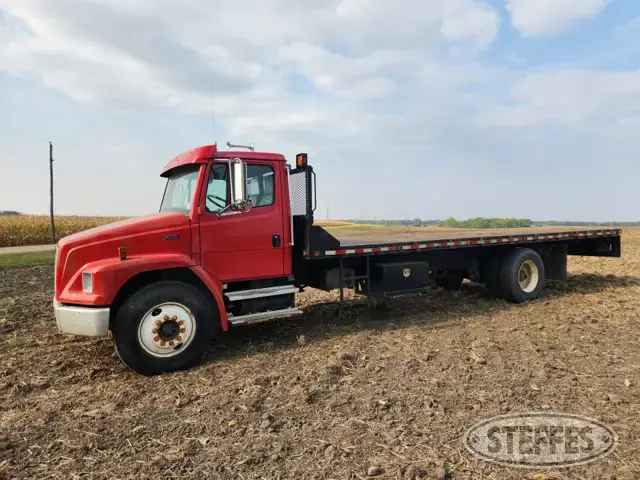 1995 Freightliner FL70