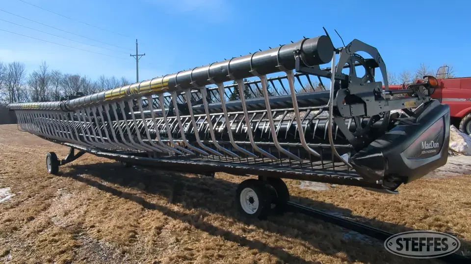 2017 MacDon FD75-D Draper Head