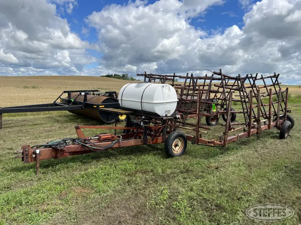 Melroe 400 Harrow