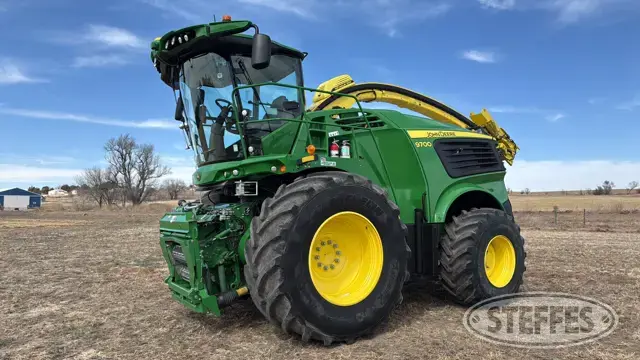 2024 John Deere 9700i