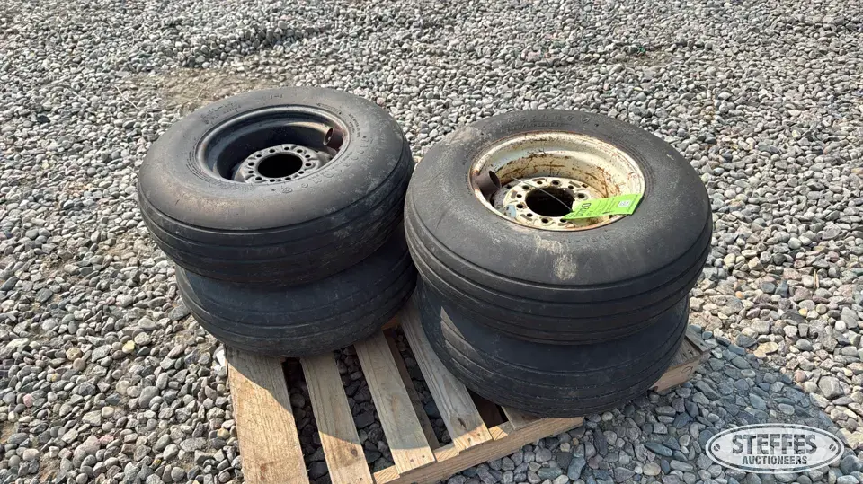 (4) 9.5L-14 tires Tractor-Implement Tire