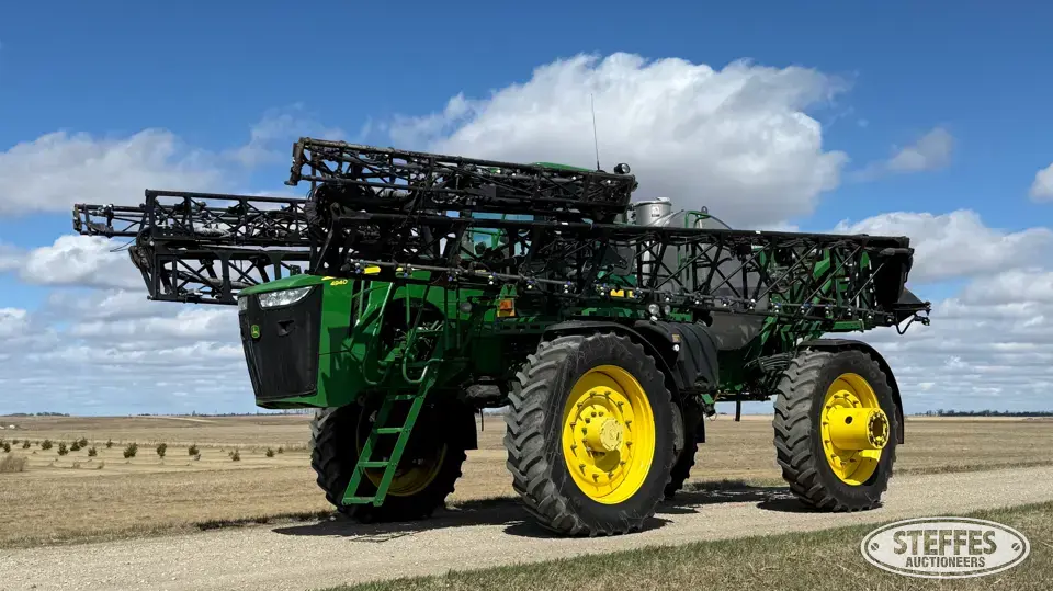 2012 John Deere 4940 Self-Propelled Sprayer