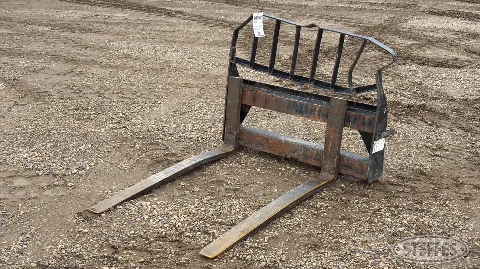 John Deere Skid Steer Fork