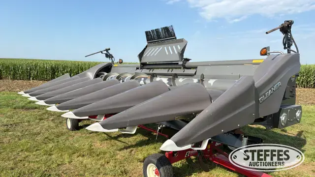 2020 Gleaner Command 3308