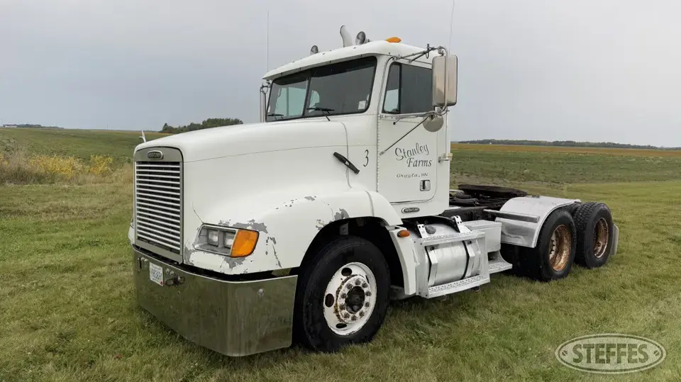 2002 Freightliner FLD112 Conventional Truck without Sleeper