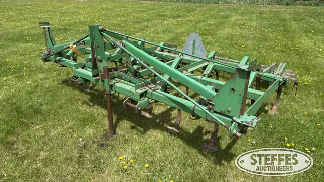 John Deere 1010