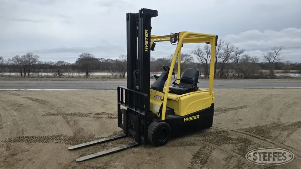 Hyster J40XNT Warehouse Forklift