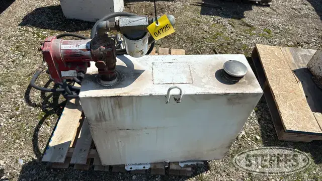 L-shaped fuel transfer tank