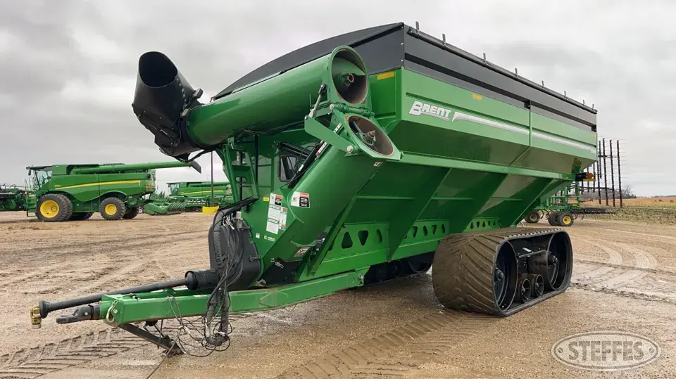2020 Brent 1196 Grain Cart