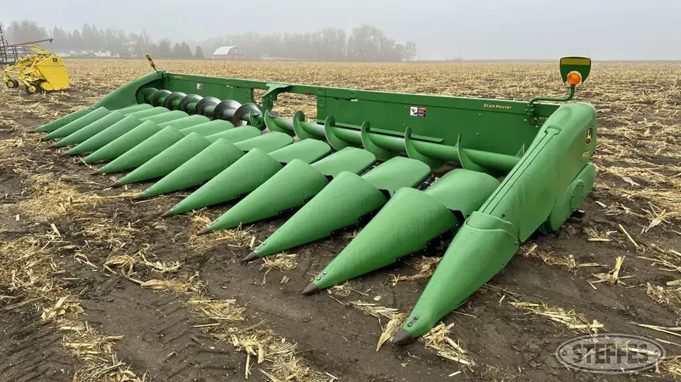2012 John Deere 612C Stalkmaster Corn Head