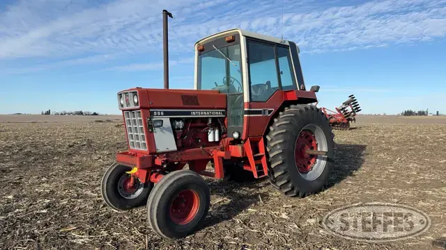 1976 International 986