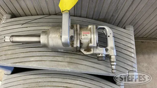 Central Pneumatic 942