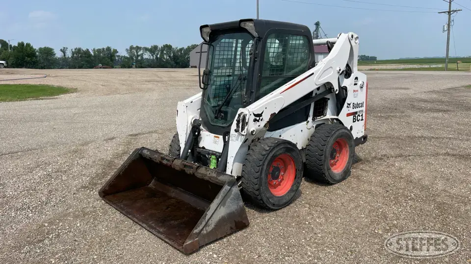 2014 Bobcat S570 Wheeled Skid Steer