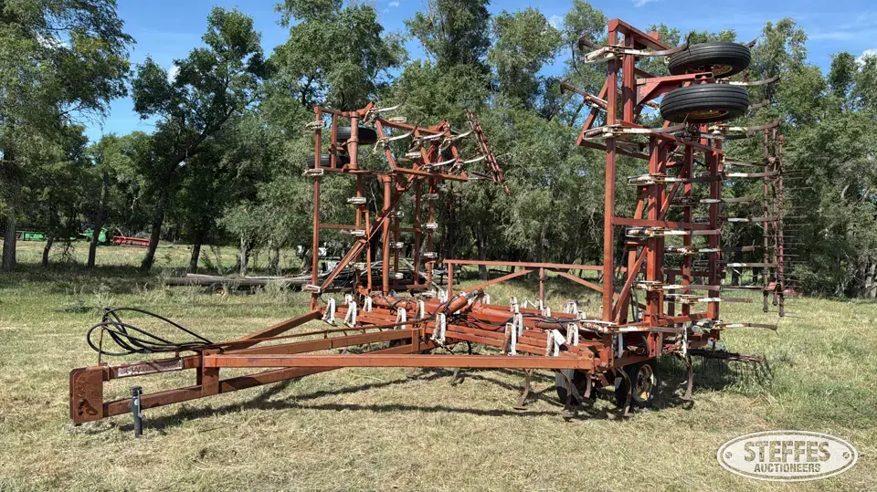 Wil-Rich field cultivator