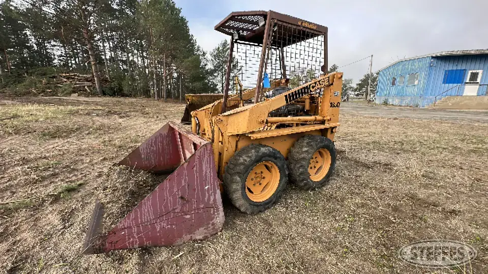 Case 1830 Wheeled Skid Steer