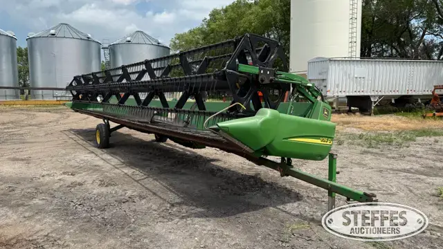 2001 John Deere 936D