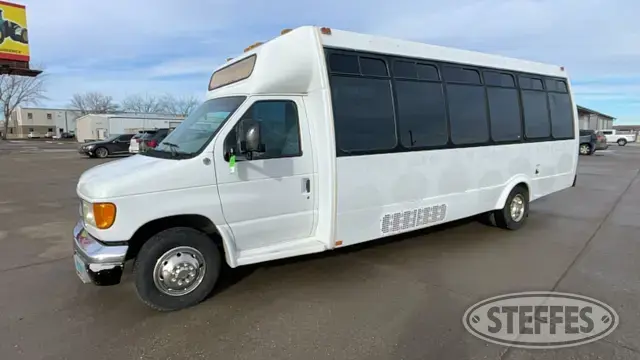 2000 Ford E450 Super Duty
