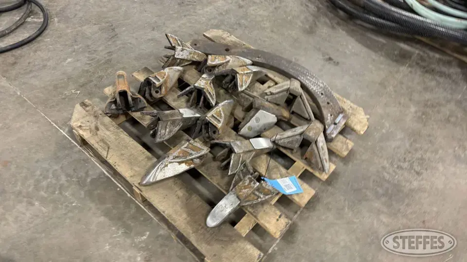 DMI ripper points Ag Equipment Part