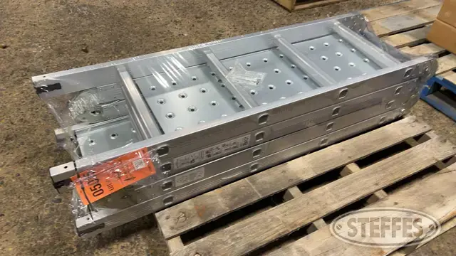 Aluminum ladder
