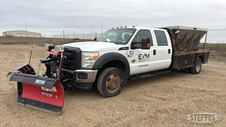 2014 Ford F-550 XL Flatbed Truck