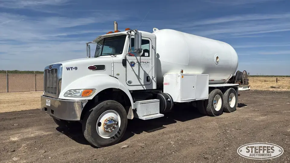2012 Peterbilt 382 Specialty Truck