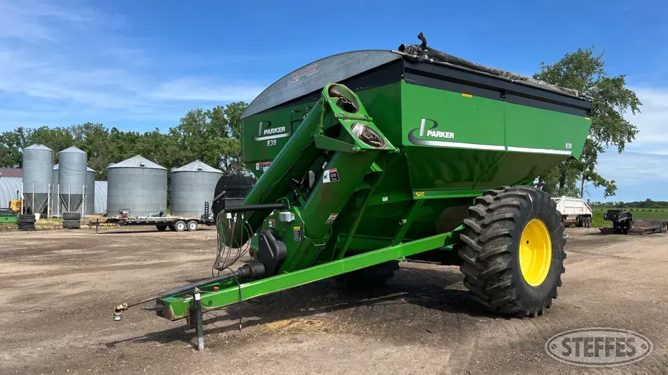 Parker 838 Grain Cart