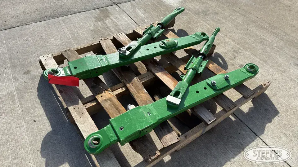 John Deere 3 pt. arms Tractor Loaders and Attachment