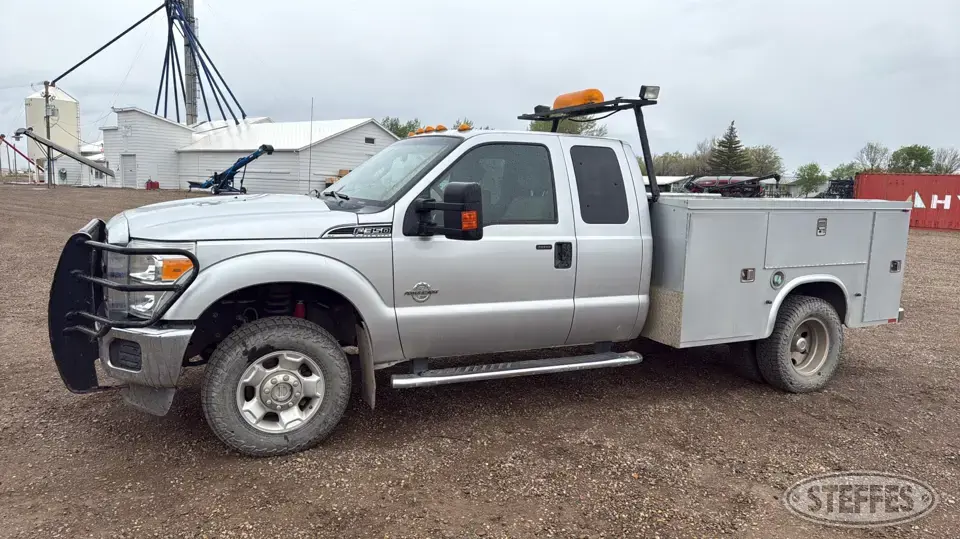 2012 Ford F-350 1 Ton Pickup