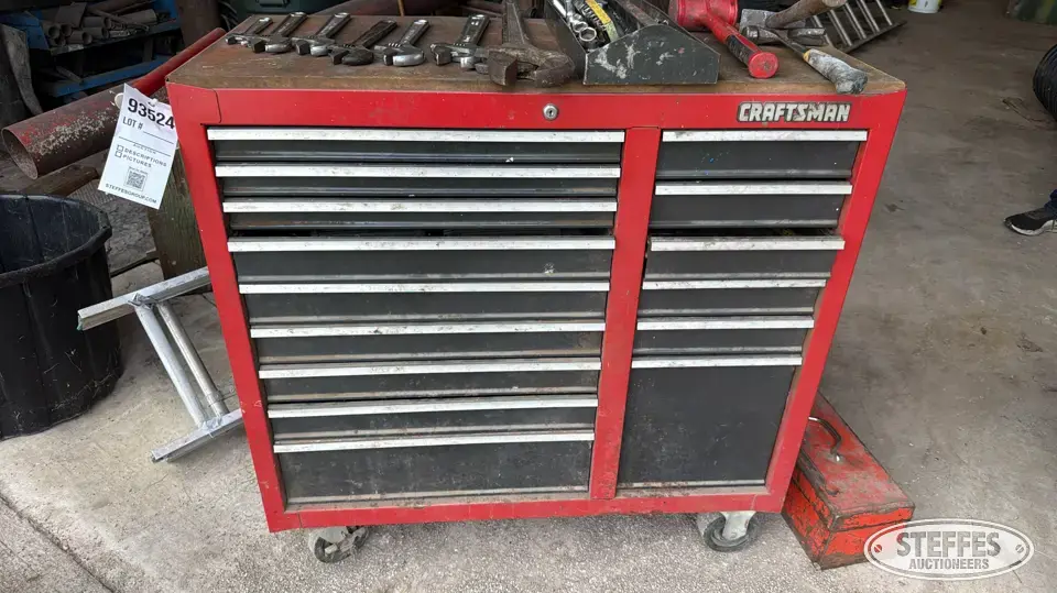 Rolling tool chest drawers General Tools and Shop Supply