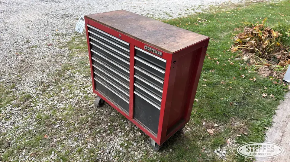 Craftsman rolling tool chest drawers General Tools and Shop Supply