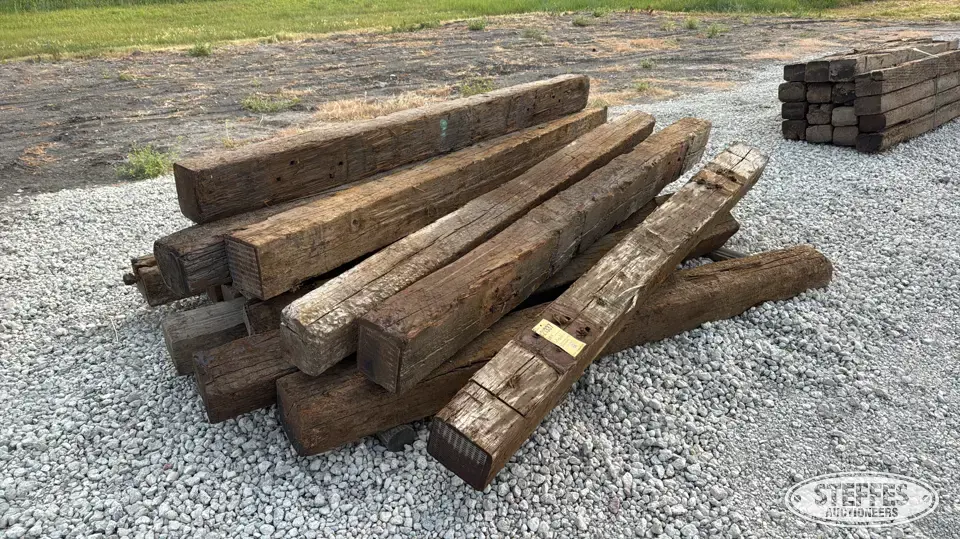 (16) Railroad ties Farm Support Item