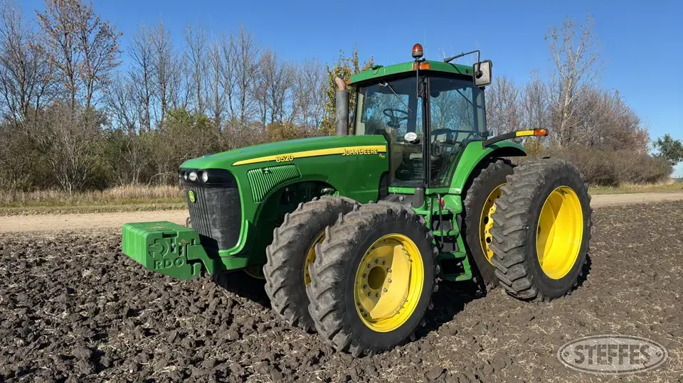 2004 John Deere 8520 MFWD Tractor