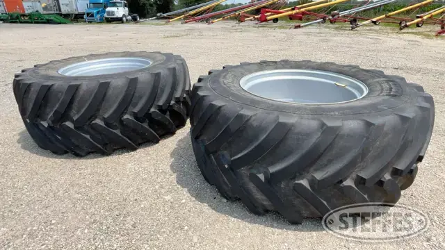 (2) IF 900/65R46 Michelin AXIOBIB Tires