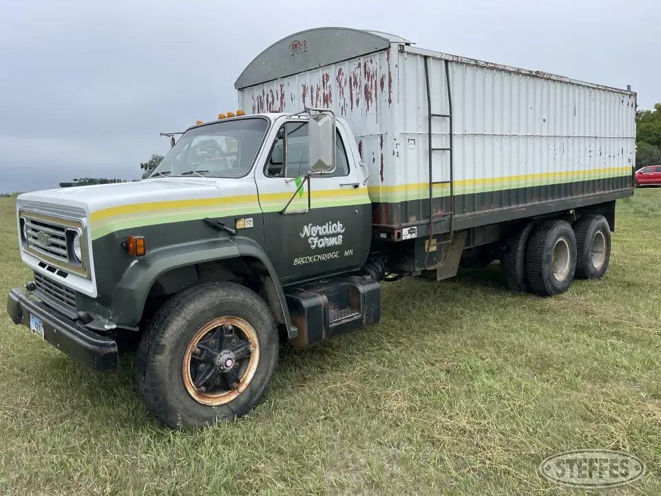 1981 Chevrolet 70 Tandem Boxed Truck
