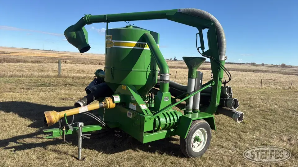 Walinga Agri-Vac 614 Deluxe Pneumatic Grain Equipment