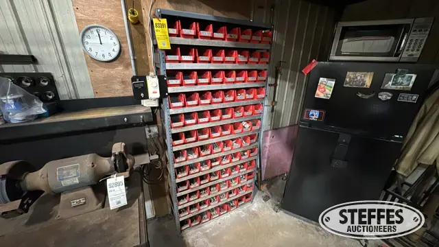 Bolt bin