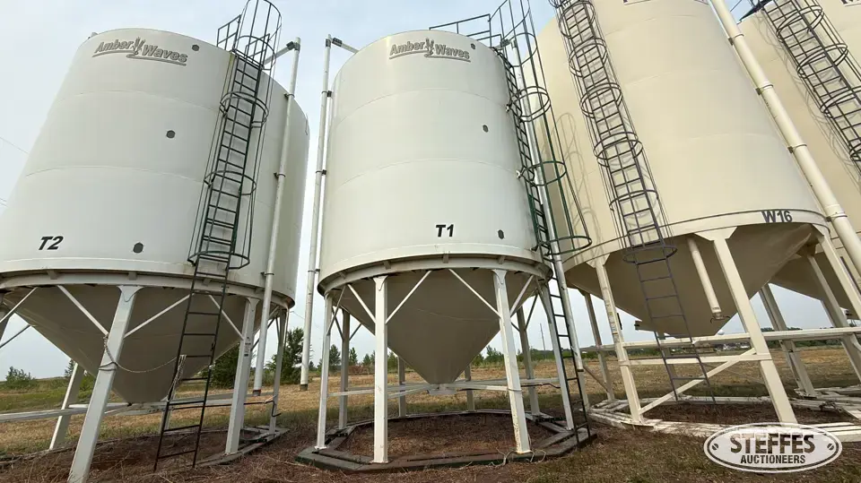2012 Amber Waves 1630 Hopper Bin